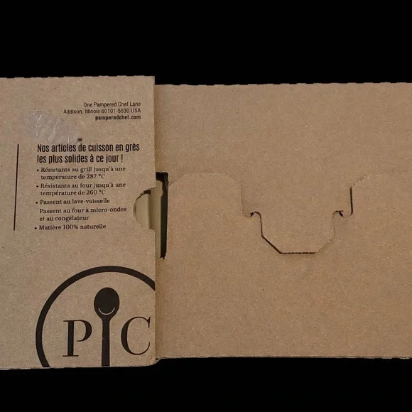 NEW IN BOX Pampered Chef Small Stone Bar Pan - Picture 5 of 5